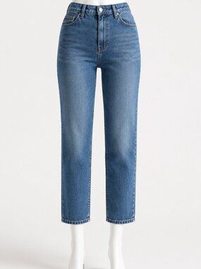 Zara cropped ankle High-Rise Straight Jeans